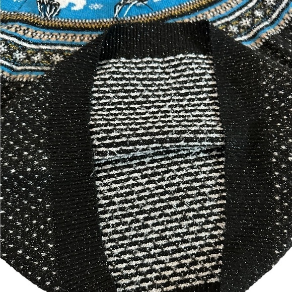 Holiday Time Women's Ugly Christmas Sweater Knit Polar Bears Size Large (12-14) - Picture 9 of 17